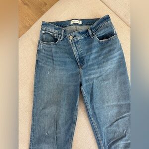 Abercrombie & Fitch 90’s Straight Ultra High Rise Jeans sz 10